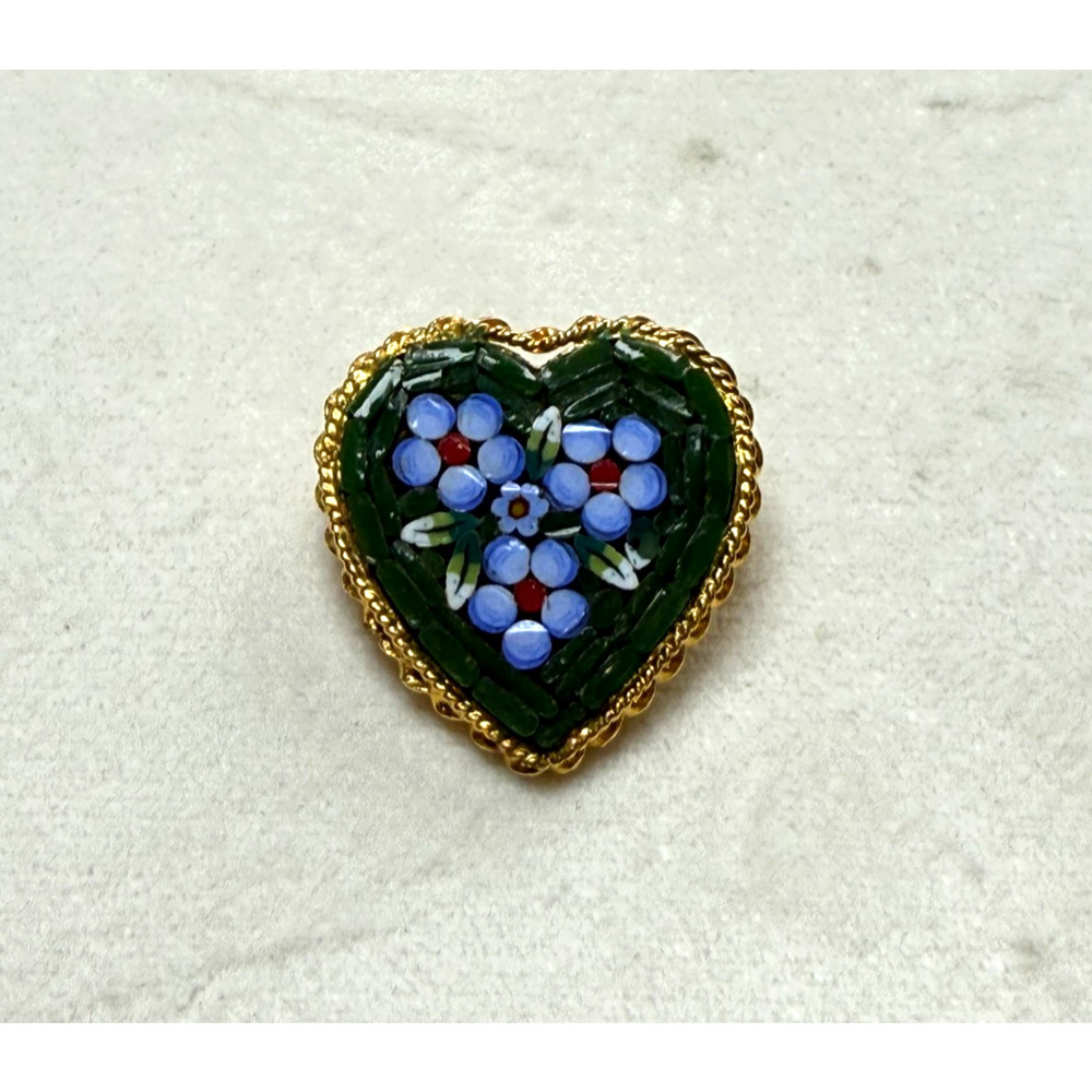 Vintage Micro Mosaic Green Heart Forget Me Not Broch Pin Italy Gold Tone Love - Picture 4 of 4